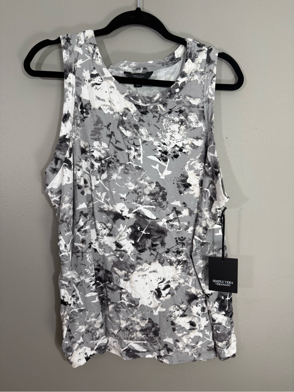 Simply Vera Vera Wang Gray and White Floral Tank Top